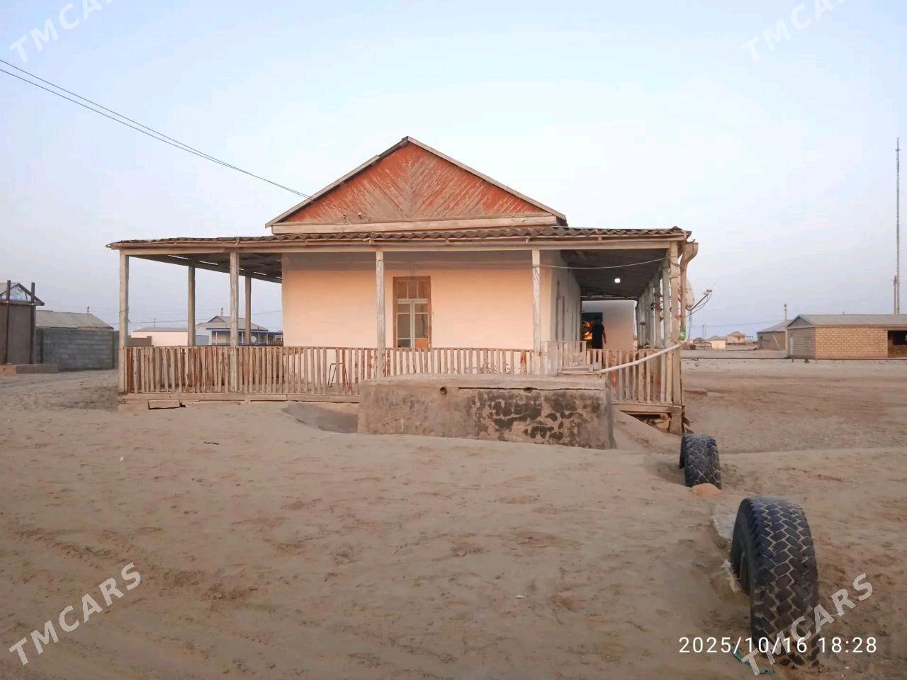 Esenguly etraby çekişler obasy - Esenguly - img 1