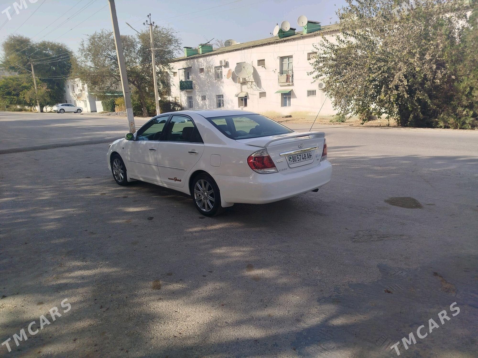 Toyota Camry 2004 - 155 000 TMT - "Алтын Асыр" Гундогар базары ( Толкучка) - img 5