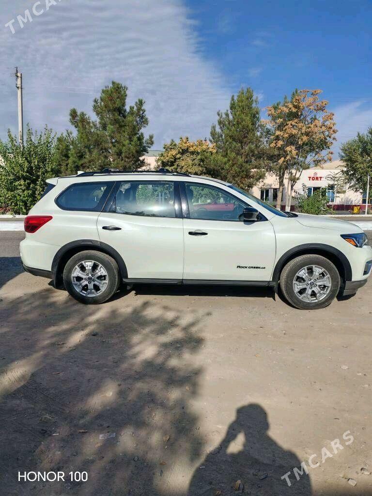 Nissan Pathfinder 2020 - 310 000 TMT - Дянев - img 4
