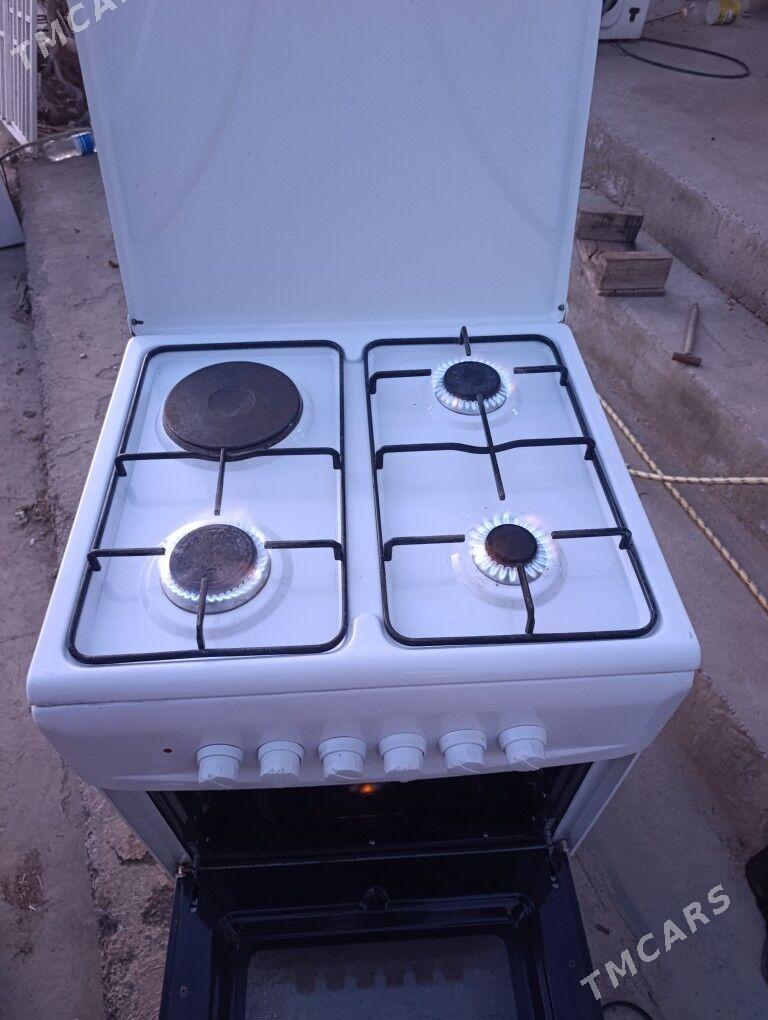 gazpilite - Mary - img 9