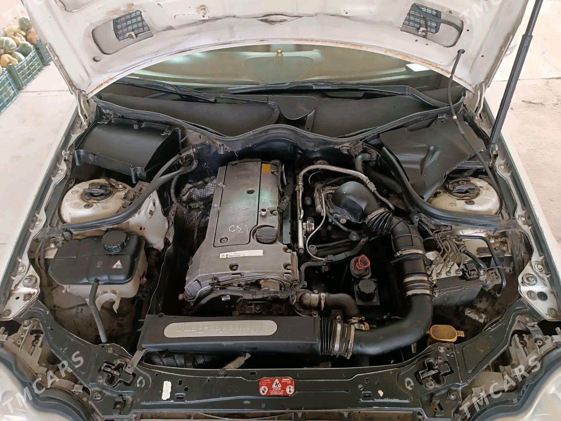 Mercedes-Benz C250 2003 - 100 000 TMT - Daşoguz - img 6