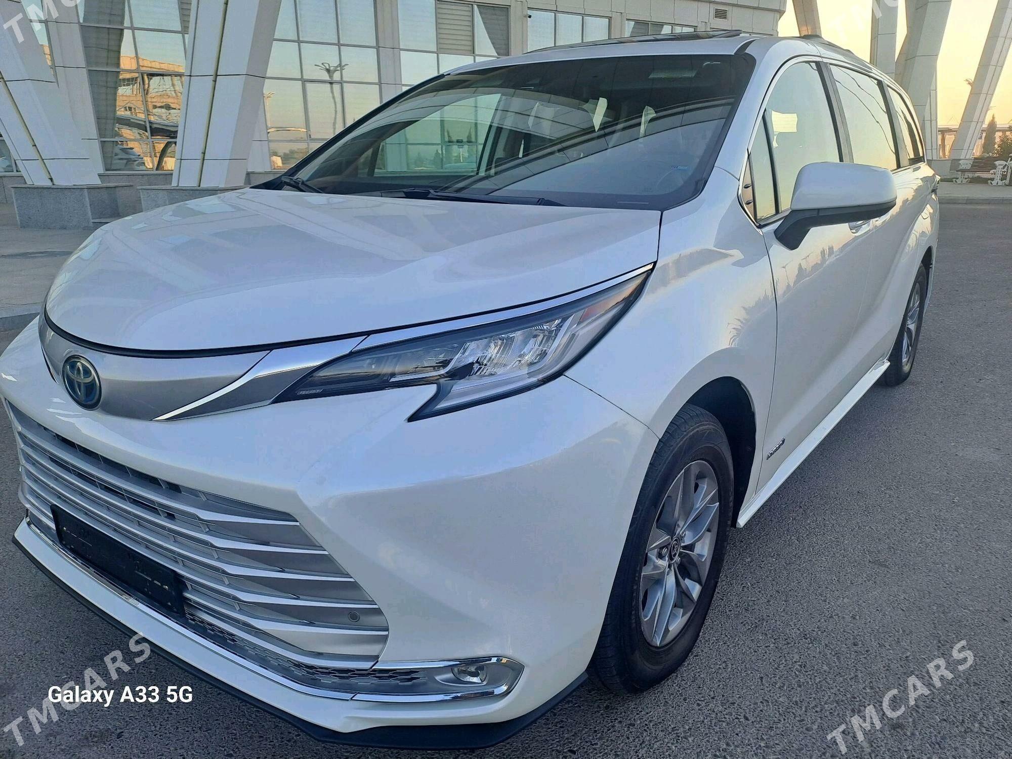 Toyota Sienna 2021 - 500 000 TMT - Baýramaly - img 2