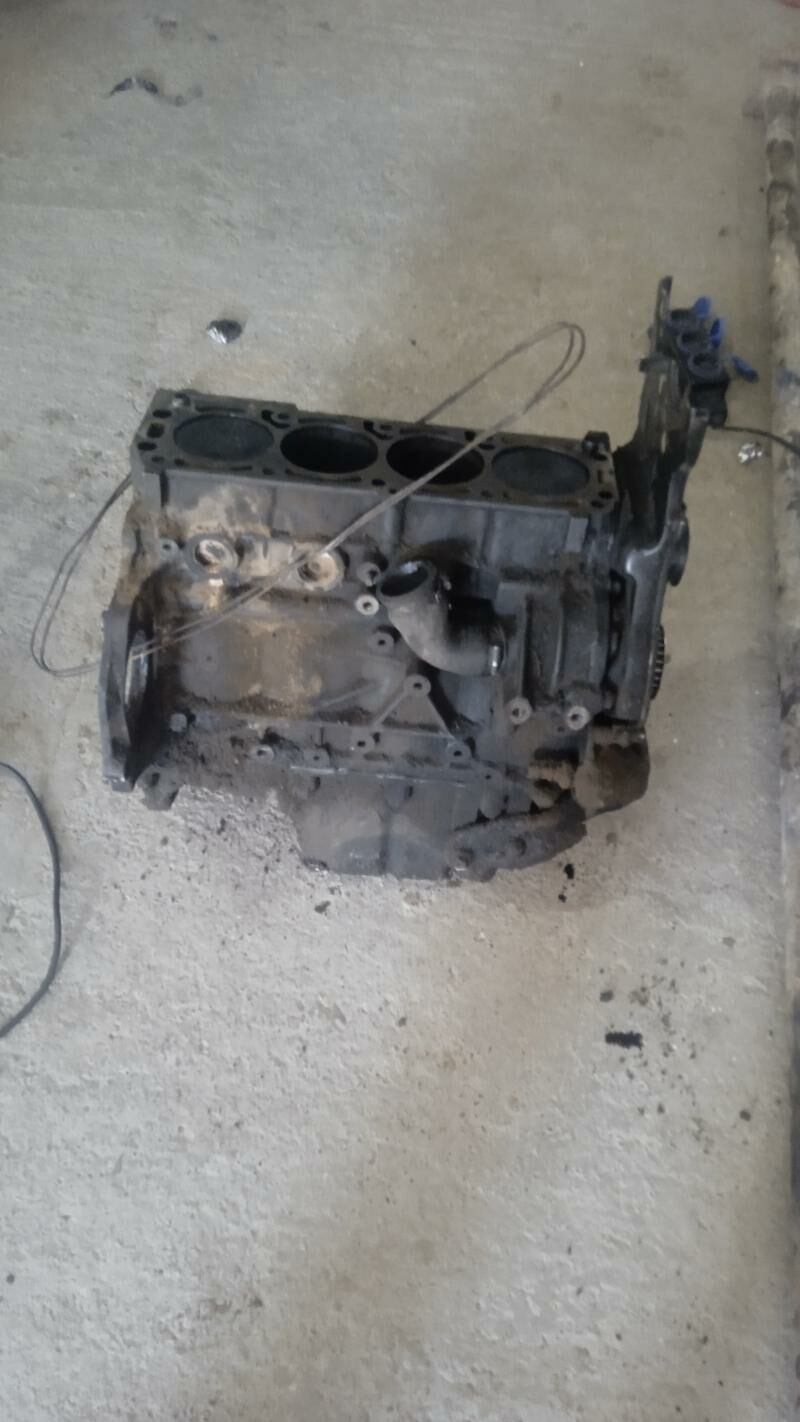 2лик опел керпич  мотор коропк 3 000 TMT - Daşoguz - img 3