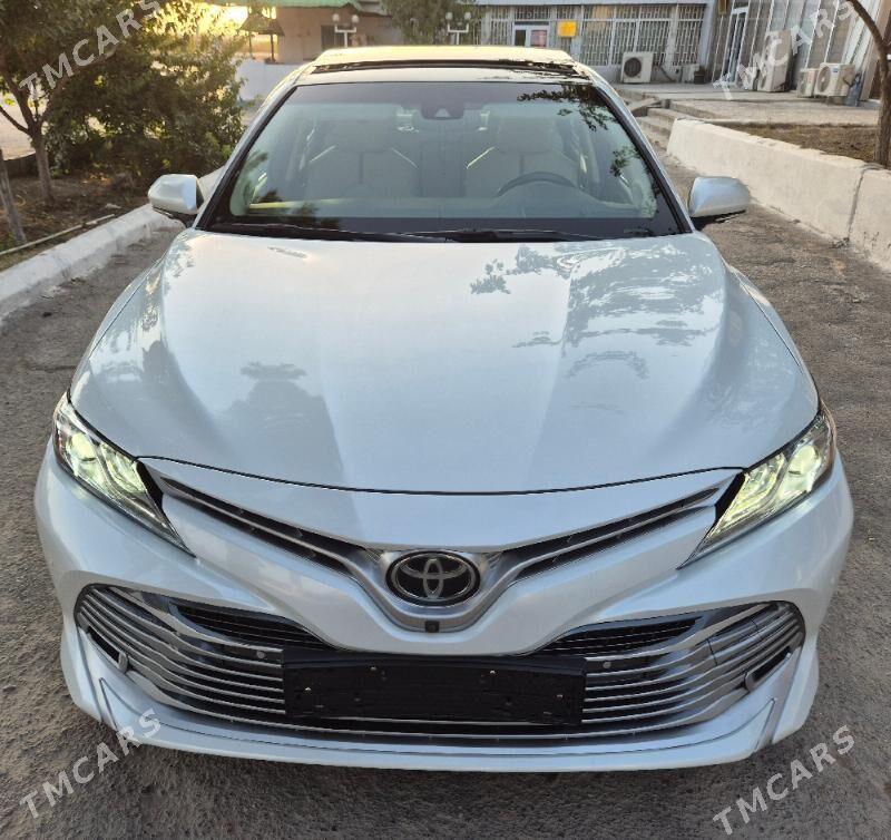 Toyota Camry 2018 - 483 000 TMT - Ашхабад - img 2