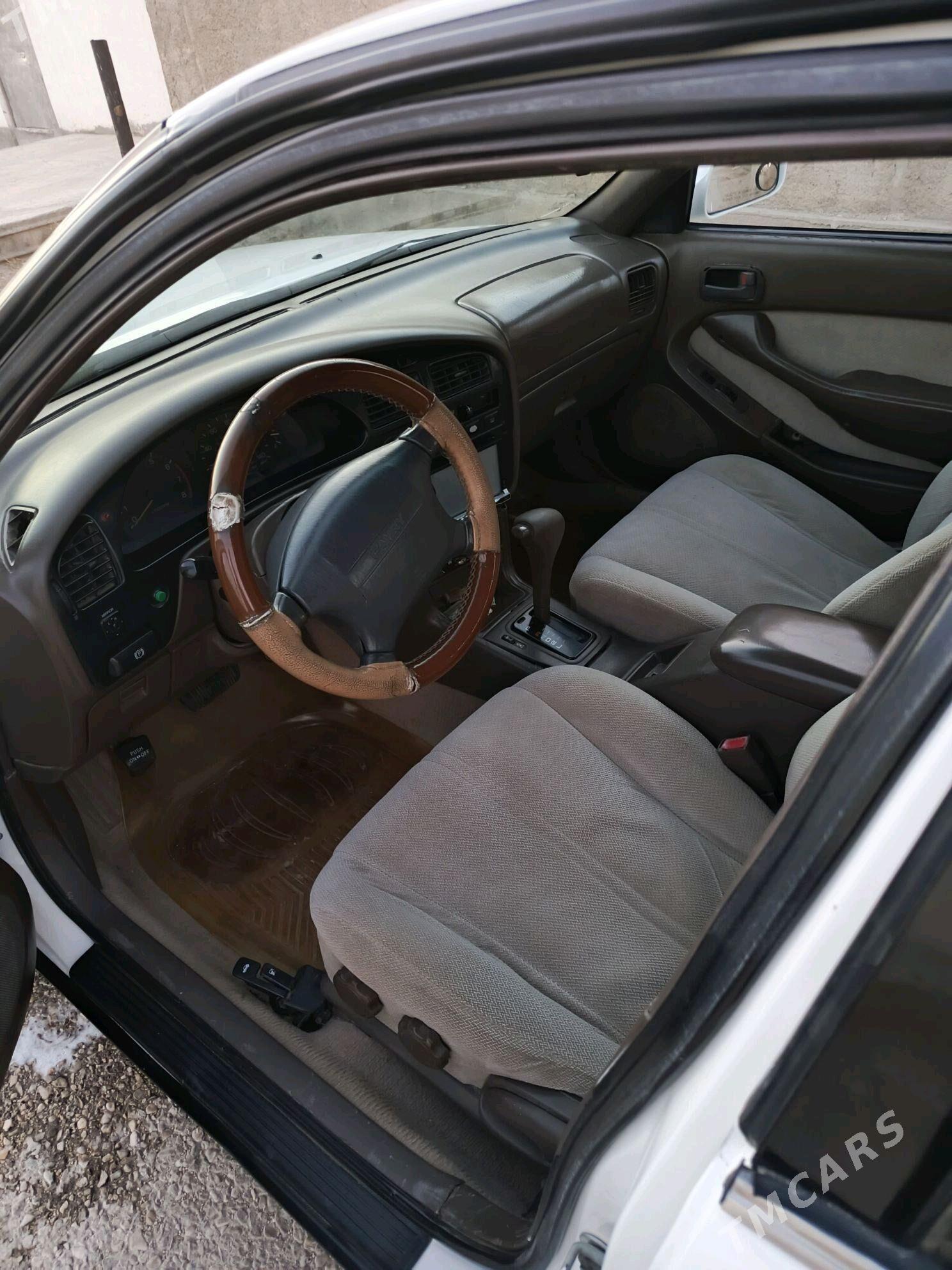 Toyota Camry 1996 - 106 000 TMT - Балканабат - img 6