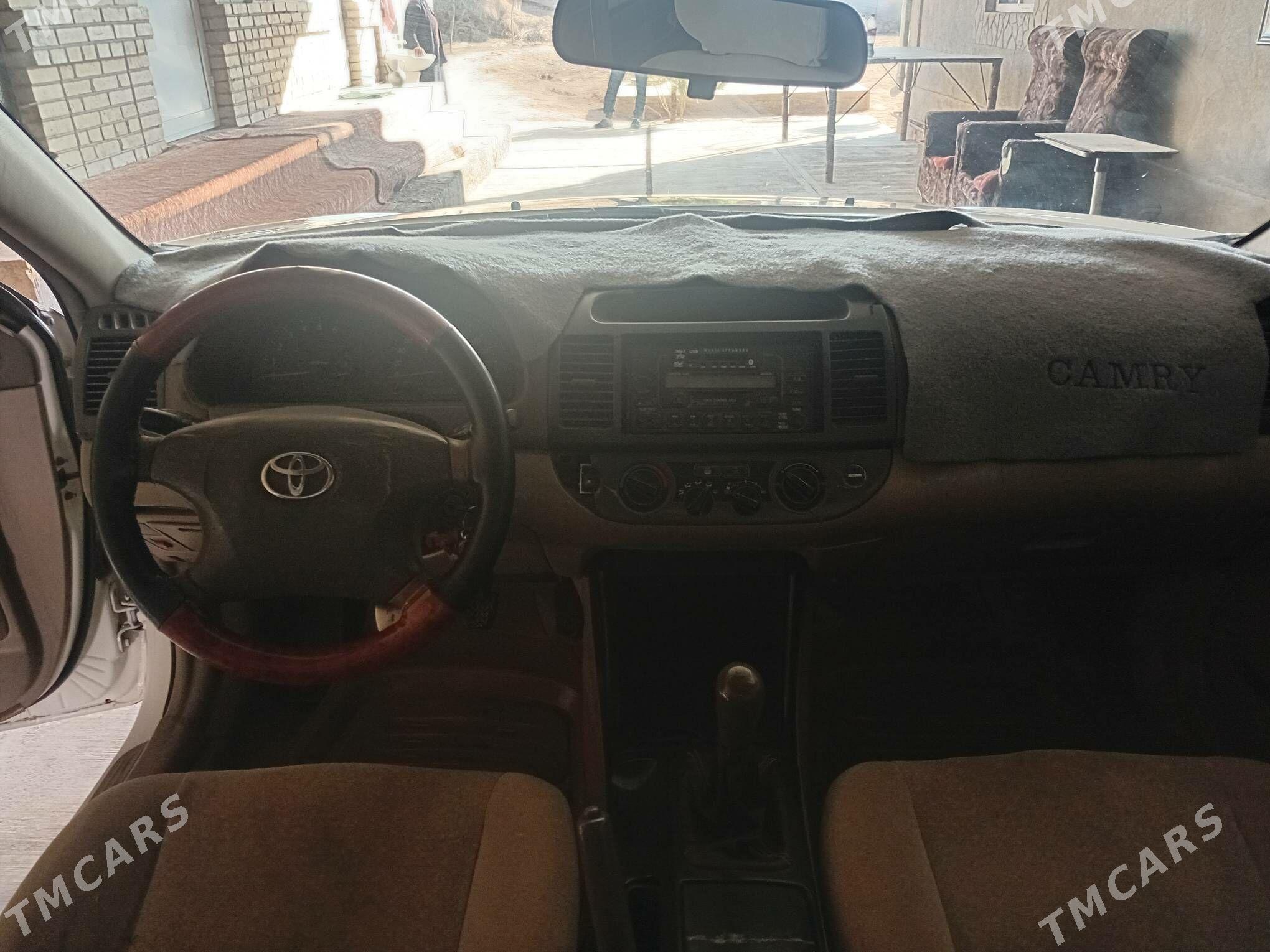 Toyota Camry 2003 - 120 000 TMT - Огуз хан - img 2
