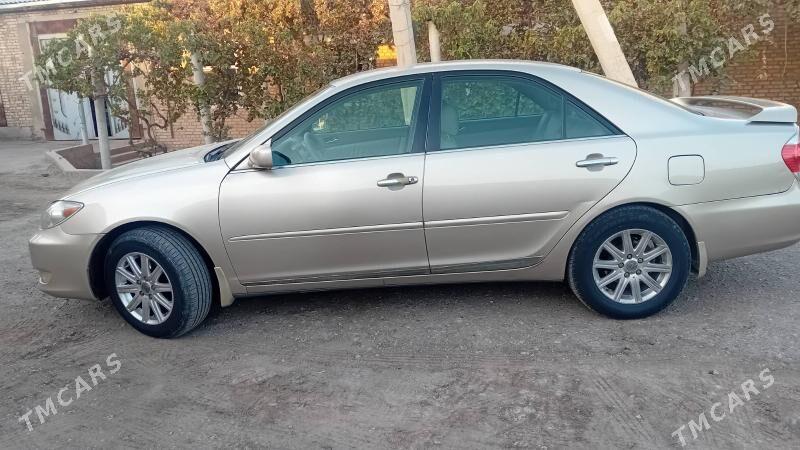Toyota Camry 2005 - 190 000 TMT - Сакар - img 4