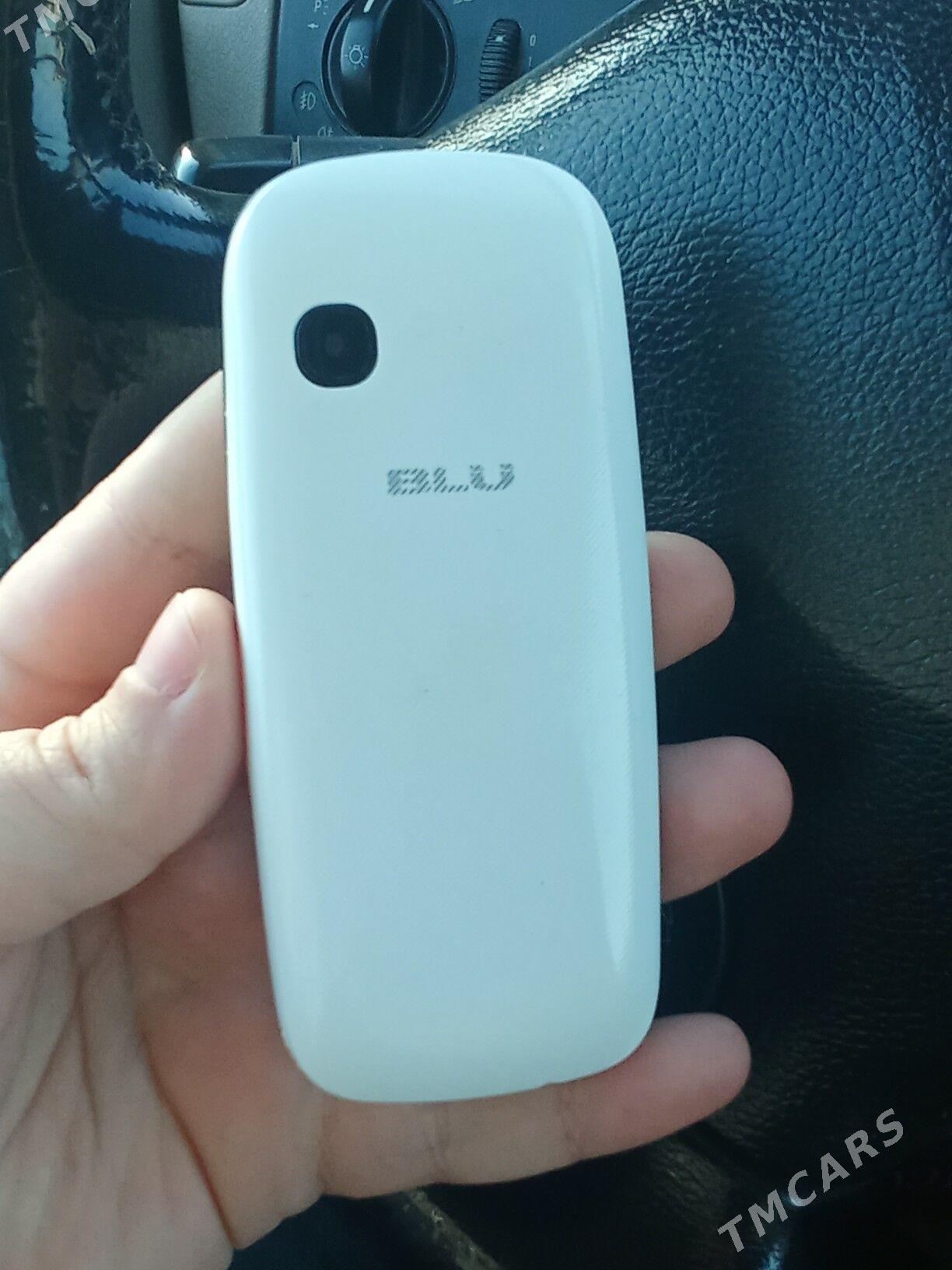 BLU prastoy telefon - 5 mkr - img 2
