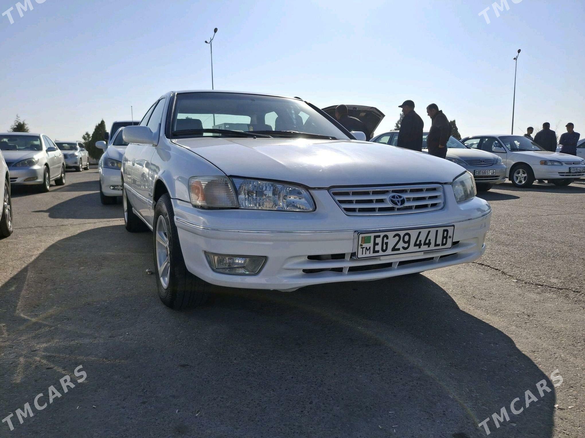 Toyota Camry 2000 - 140 000 TMT - Туркменабат - img 1