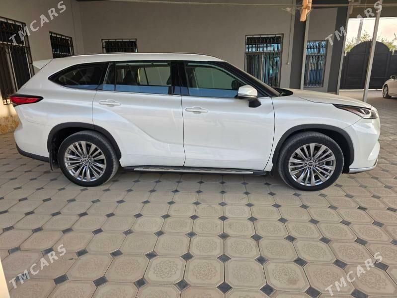Toyota Highlander 2021 - 570 000 TMT - Мары - img 7