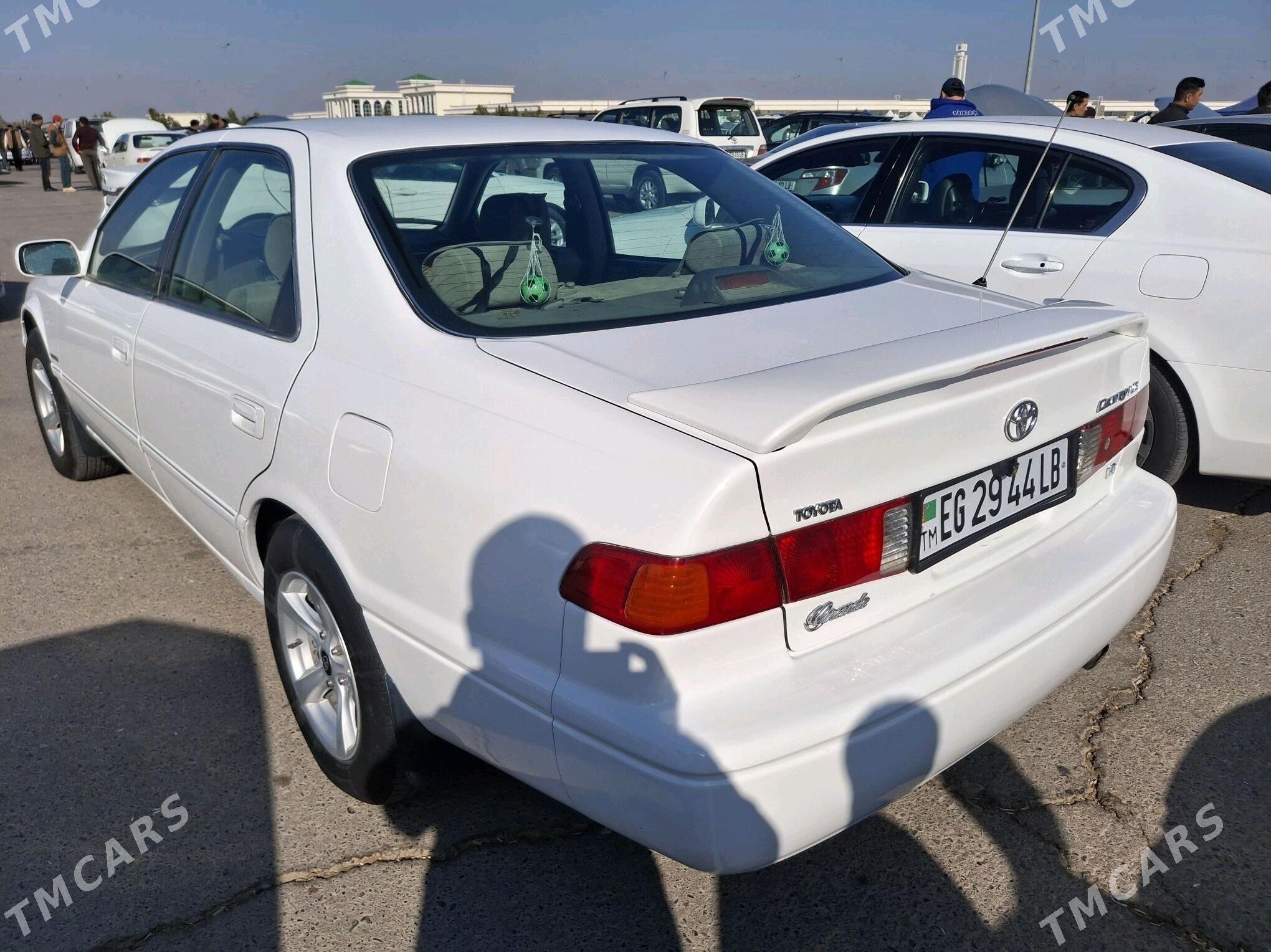 Toyota Camry 2000 - 140 000 TMT - Туркменабат - img 3