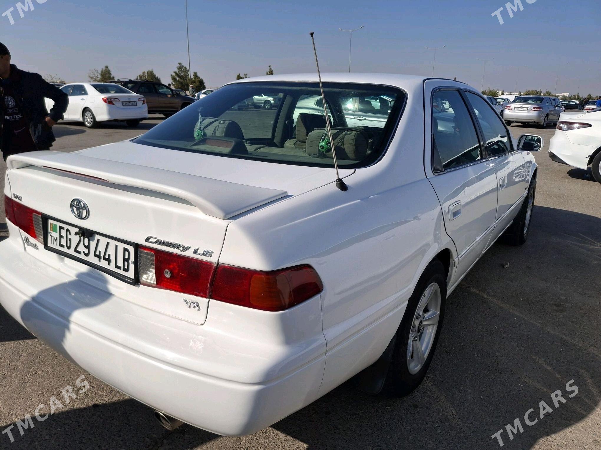 Toyota Camry 2000 - 140 000 TMT - Туркменабат - img 2