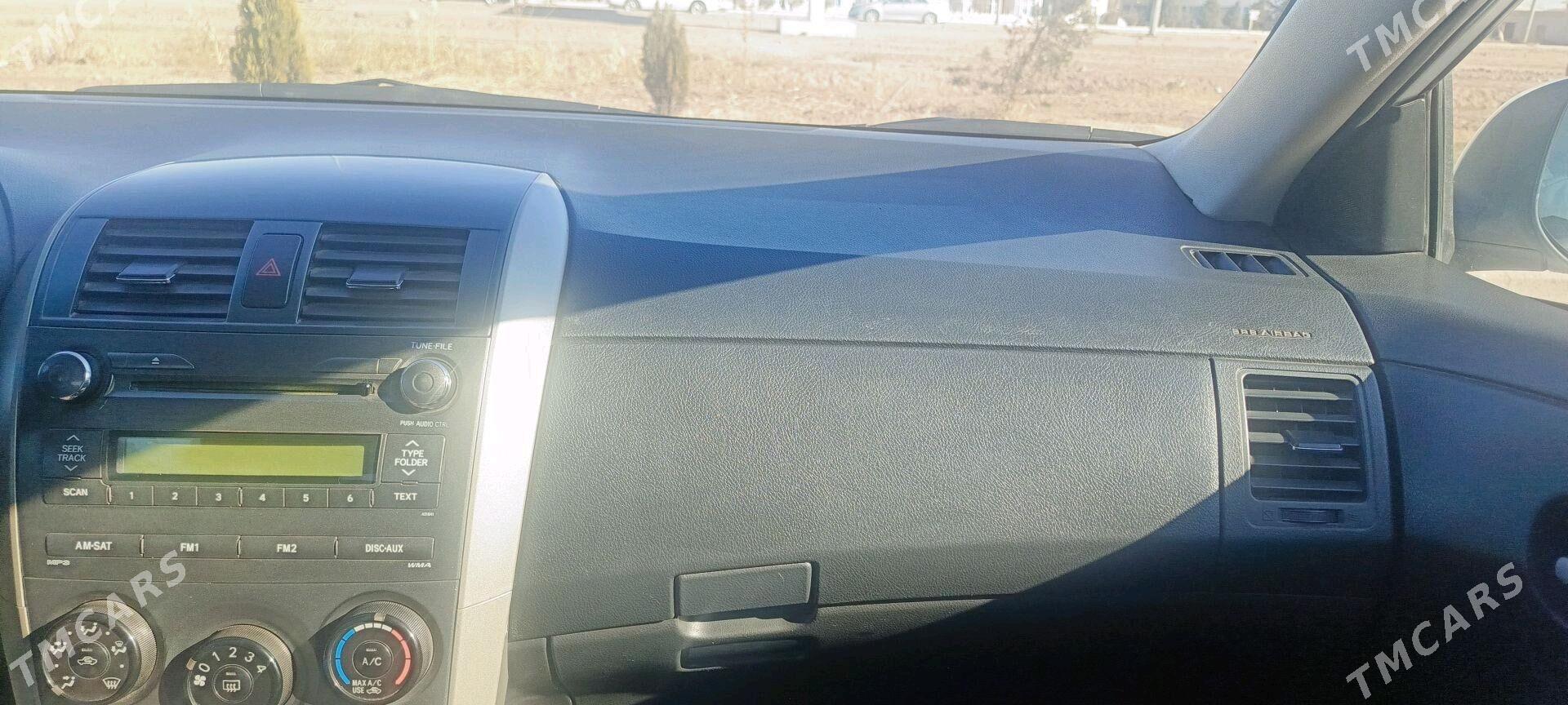 Toyota Corolla 2010 - 130 000 TMT - Daşoguz - img 4