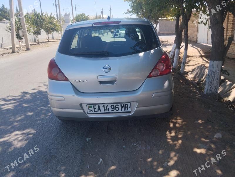 Nissan Versa 2010 - 99 000 TMT - Мары - img 3