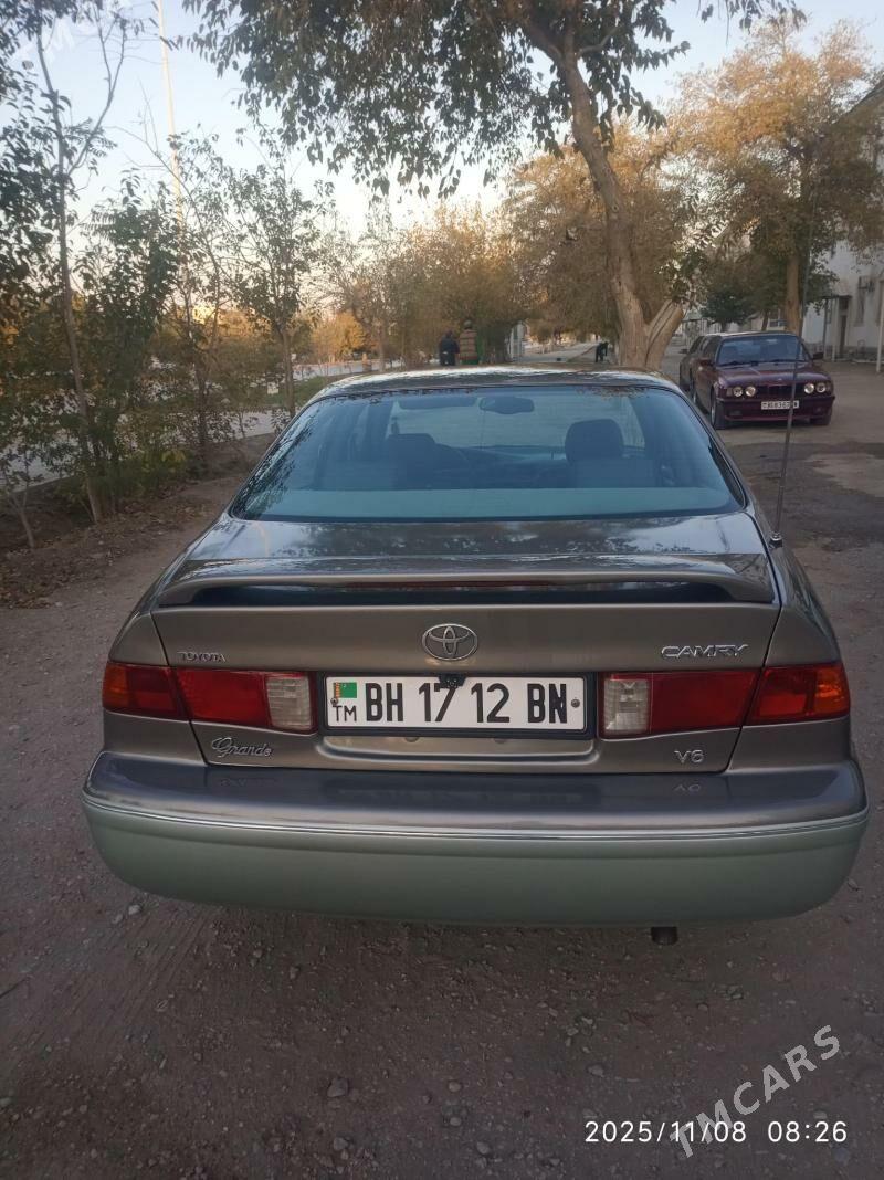 Toyota Camry 1998 - 155 000 TMT - Balkanabat - img 2