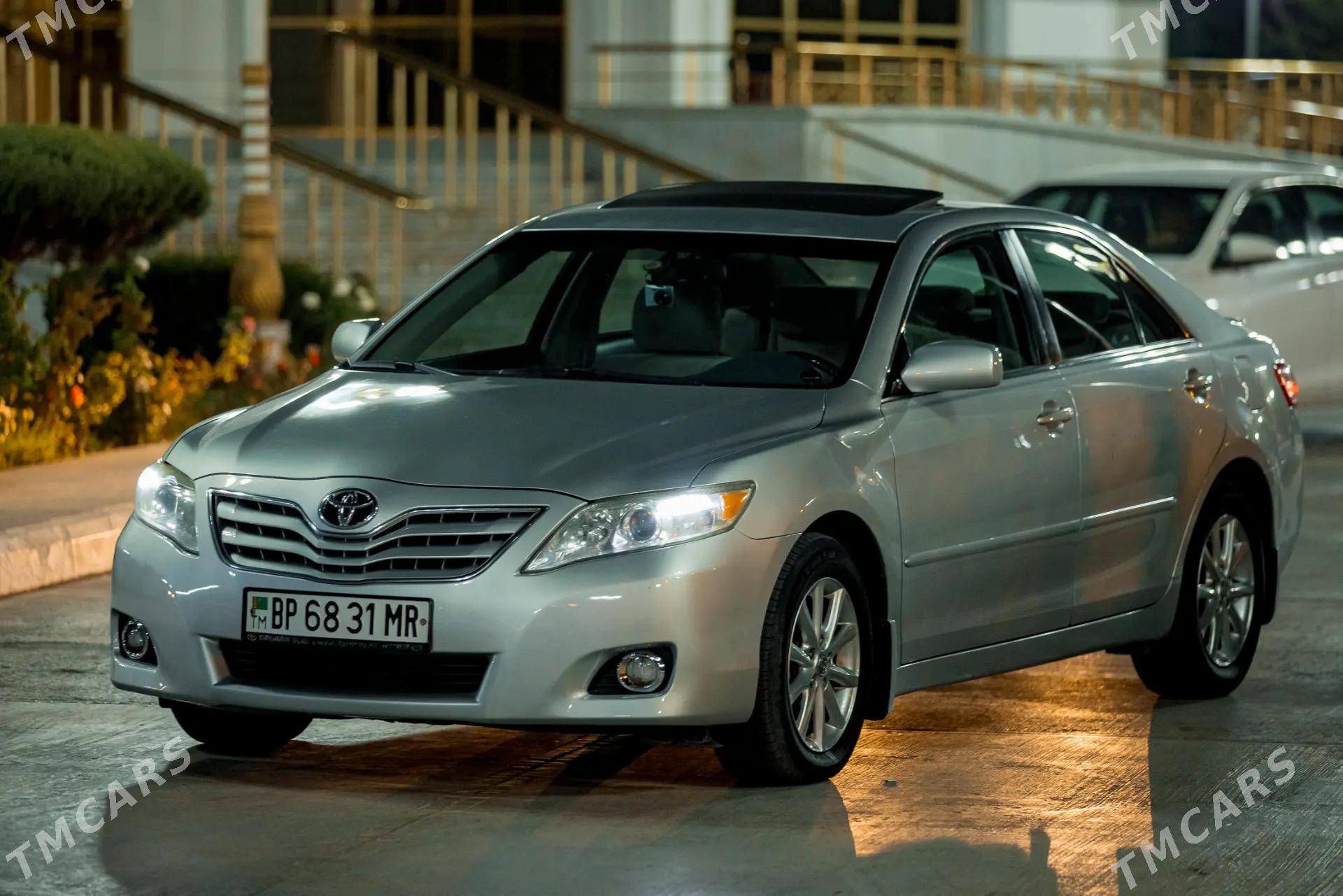 Toyota Camry 2010 - 230 000 TMT - Мары - img 1