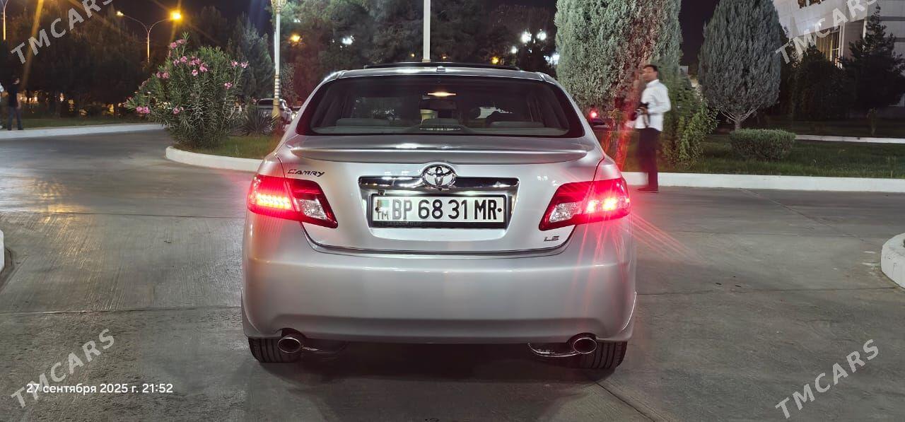 Toyota Camry 2010 - 230 000 TMT - Мары - img 4