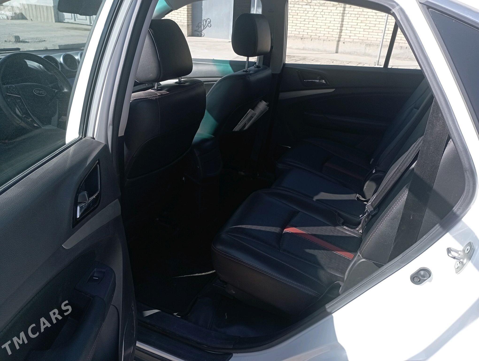 Toyota RAV4 2015 - 190 000 TMT - Туркменабат - img 7