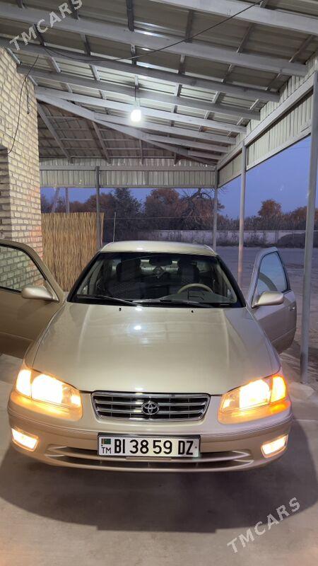 Toyota Camry 2001 - 175 000 TMT - Köneürgenç - img 6