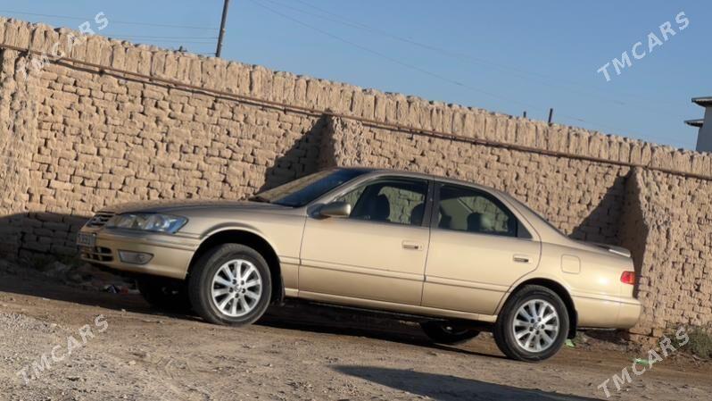 Toyota Camry 2001 - 175 000 TMT - Köneürgenç - img 8