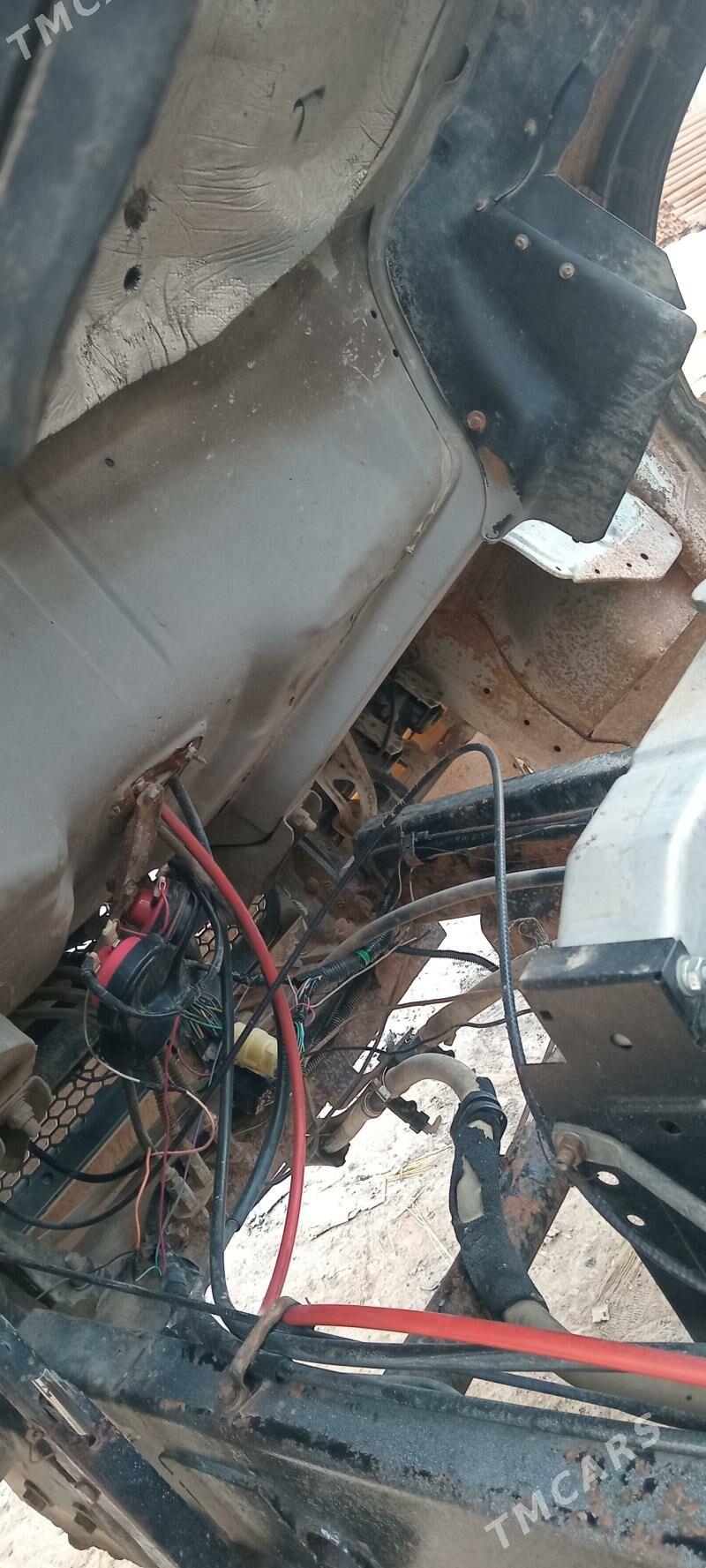 Forland H2 2010 - 81 000 TMT - Mary - img 3