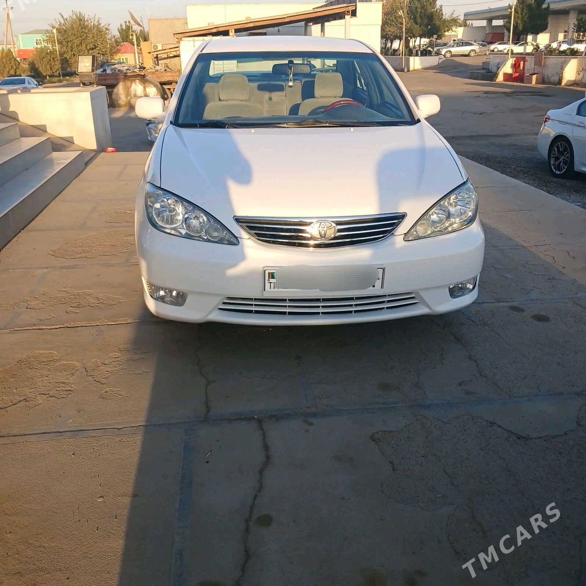 Toyota Camry 2003 - 200 000 TMT - Мары - img 1