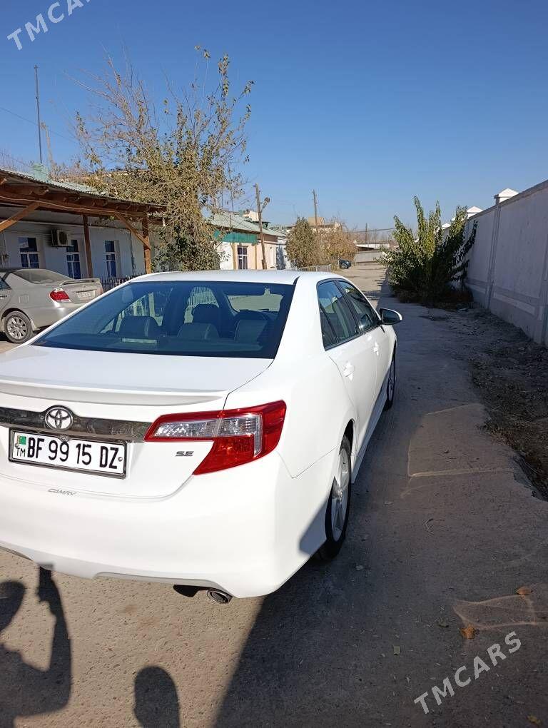 Toyota Camry 2012 - 240 000 TMT - Дашогуз - img 1