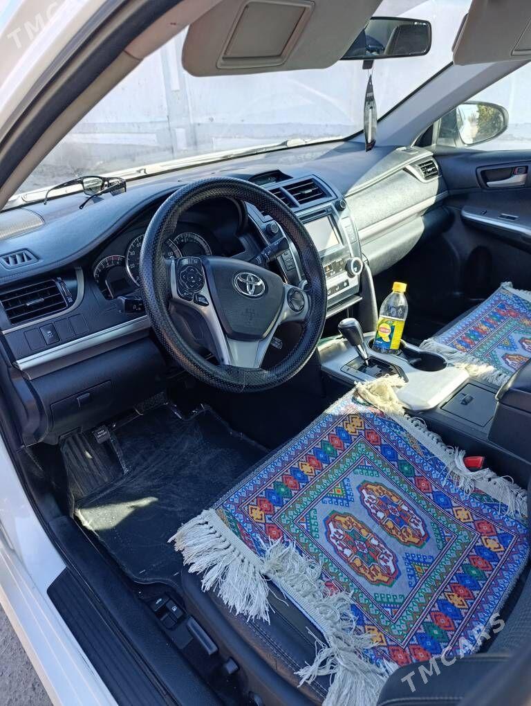 Toyota Camry 2012 - 240 000 TMT - Дашогуз - img 3