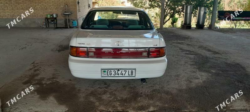 Toyota Camry 1993 - 100 000 TMT - Saýat - img 3