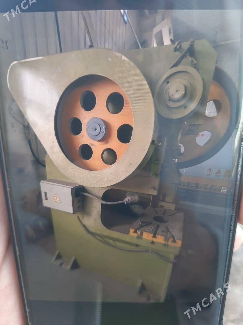 Pres stanok - Mary - img 2