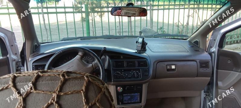 Toyota Sienna 1998 - 157 000 TMT - Türkmenabat - img 7