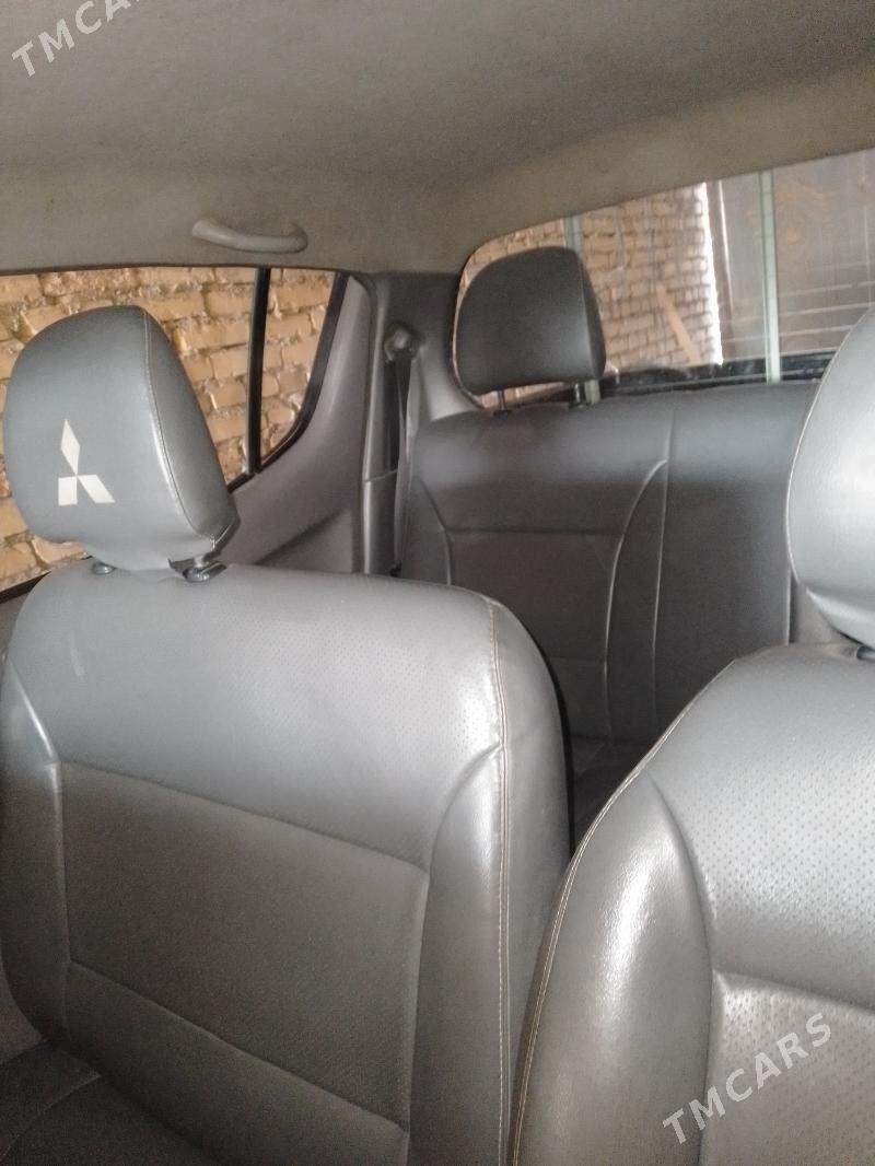 Mitsubishi L200 2006 - 105 000 TMT - Hojambaz - img 5