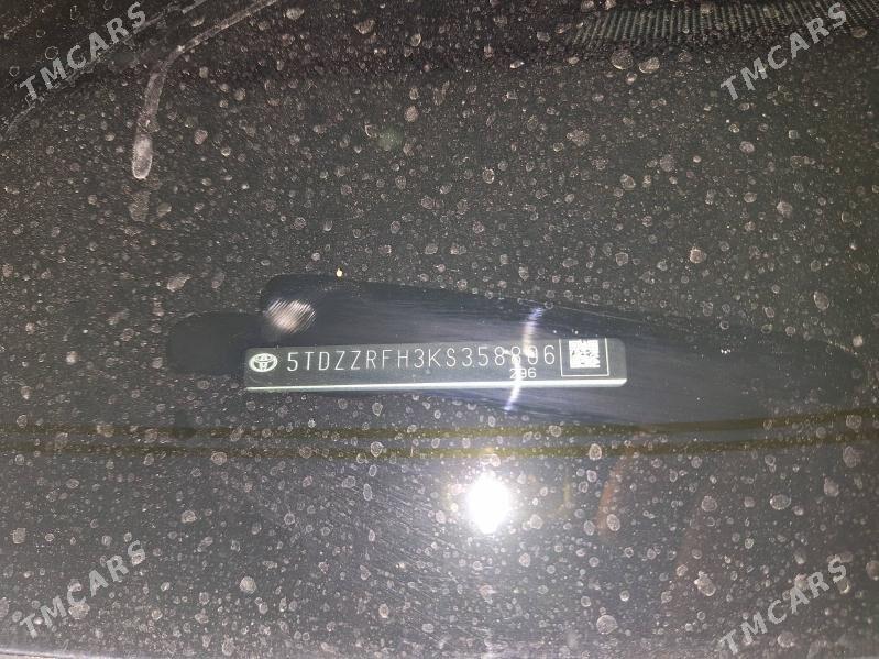 Toyota Highlander 2019 - 460 000 TMT - Балканабат - img 8