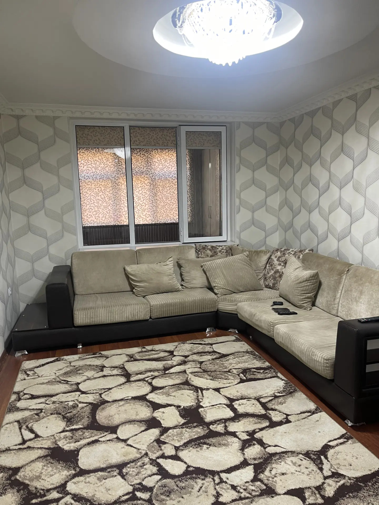 30 мкрн 2 комн 1 эт - 30 mkr - img 1