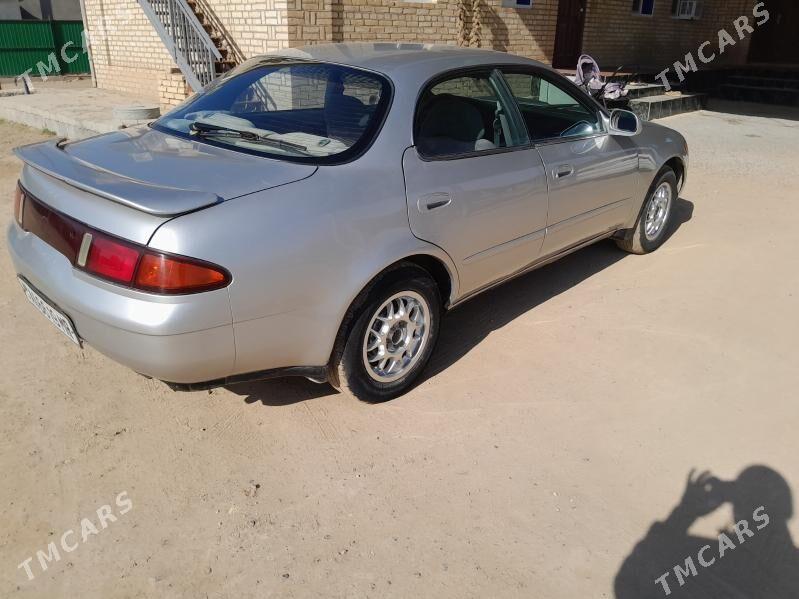 Toyota Marino 1994 - 32 000 TMT - Мургап - img 4