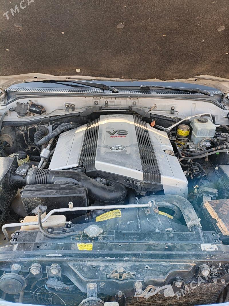 Toyota Land Cruiser 2004 - 270 000 TMT - Мары - img 8