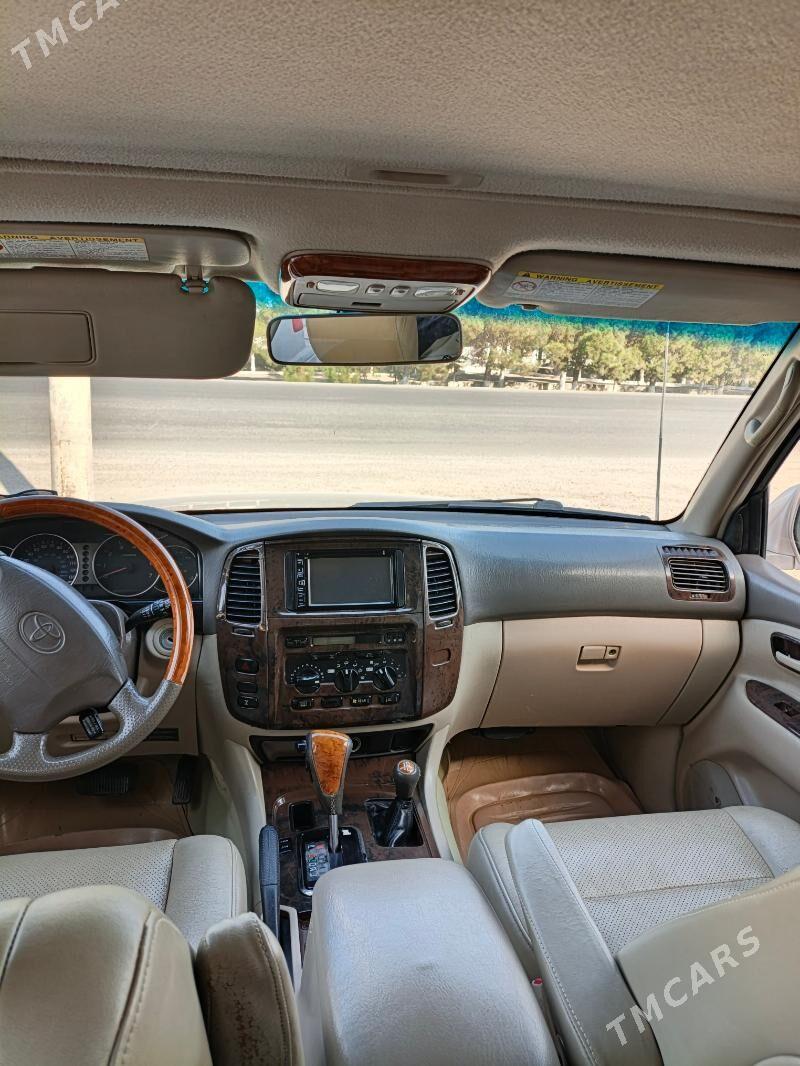 Toyota Land Cruiser 2004 - 270 000 TMT - Мары - img 7