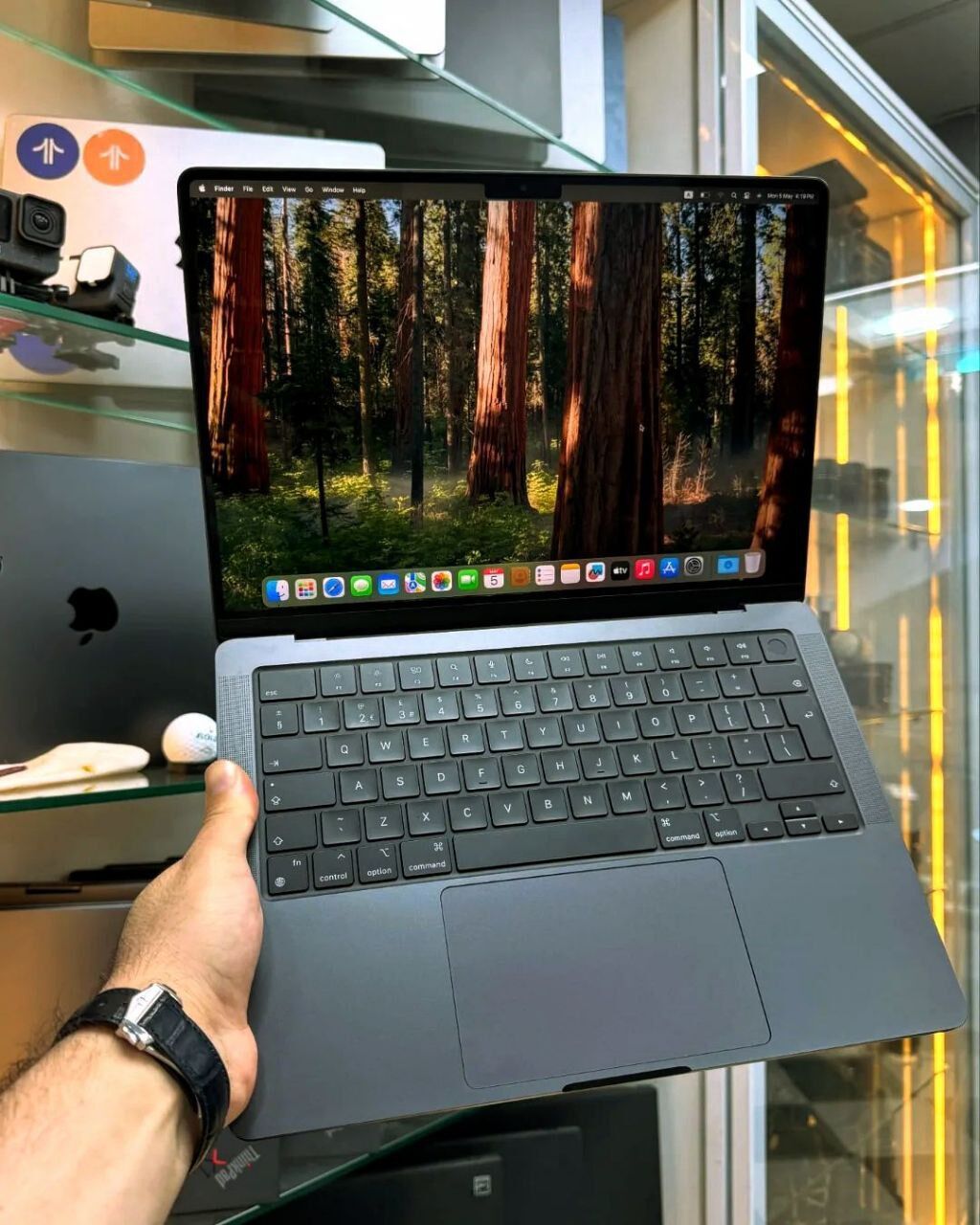 Macbook Pro 14 / M5 / 512GB - Aşgabat - img 4