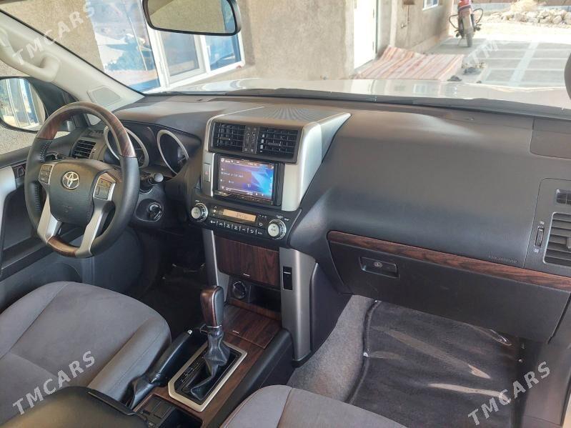 Toyota Land Cruiser Prado 2011 - 540 000 TMT - Köýtendag - img 4