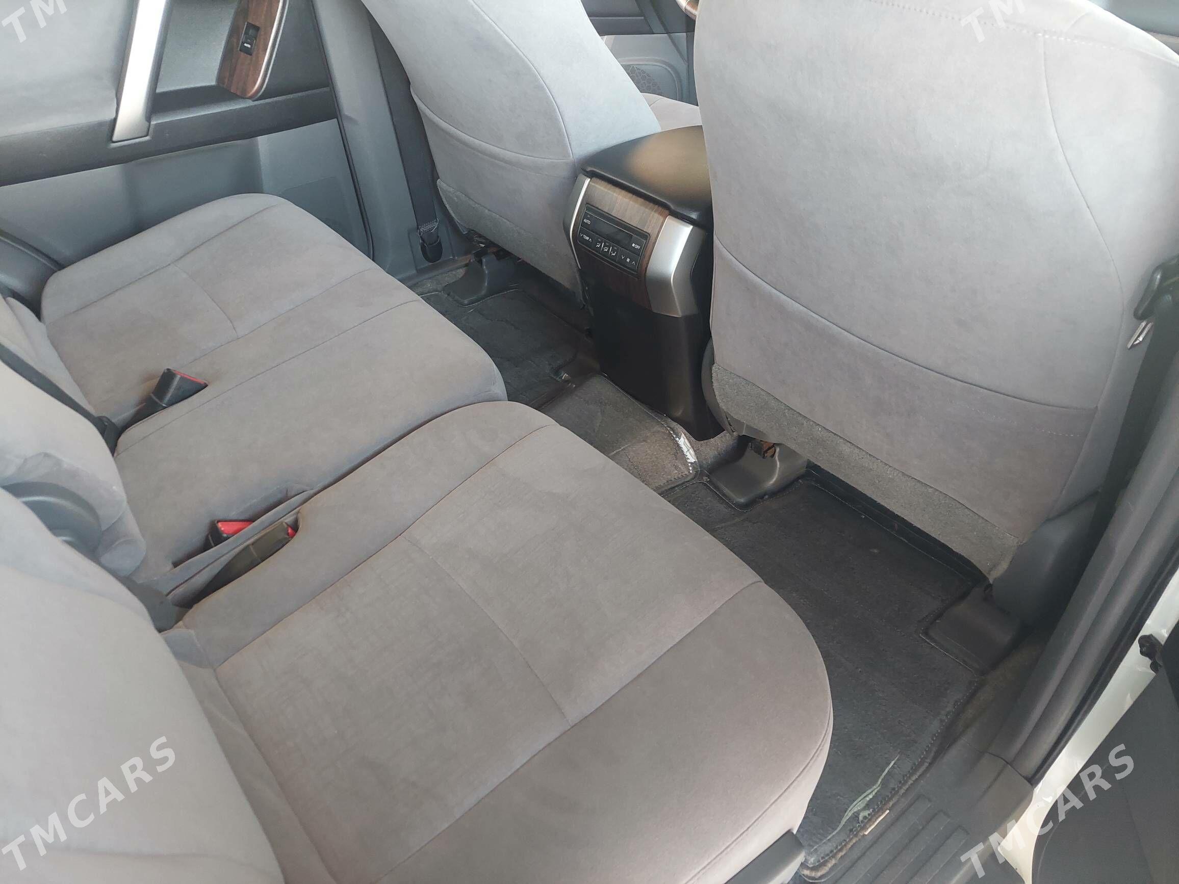 Toyota Land Cruiser Prado 2011 - 540 000 TMT - Köýtendag - img 5