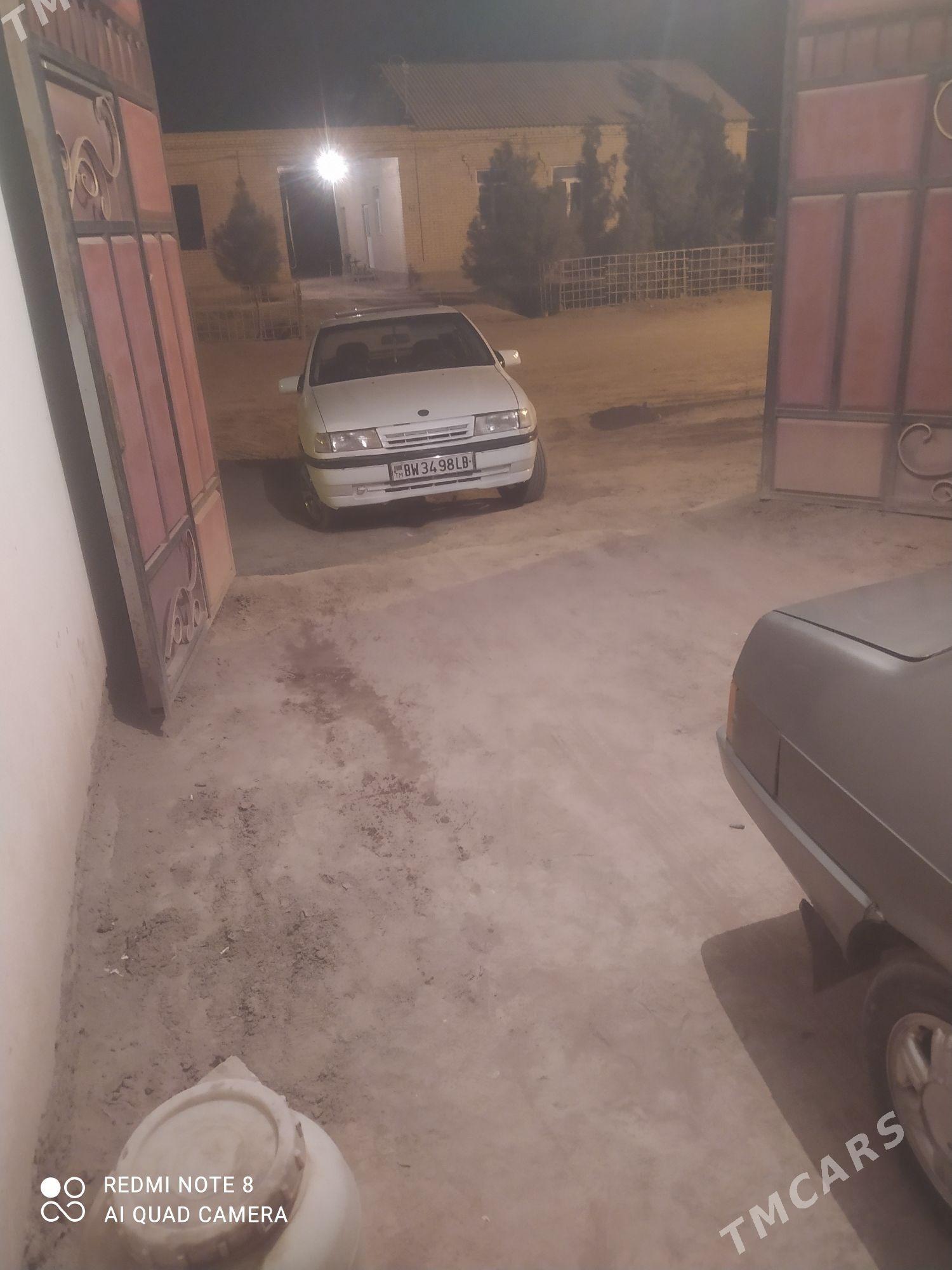 Opel Vectra 1991 - 35 000 TMT - Farap - img 6