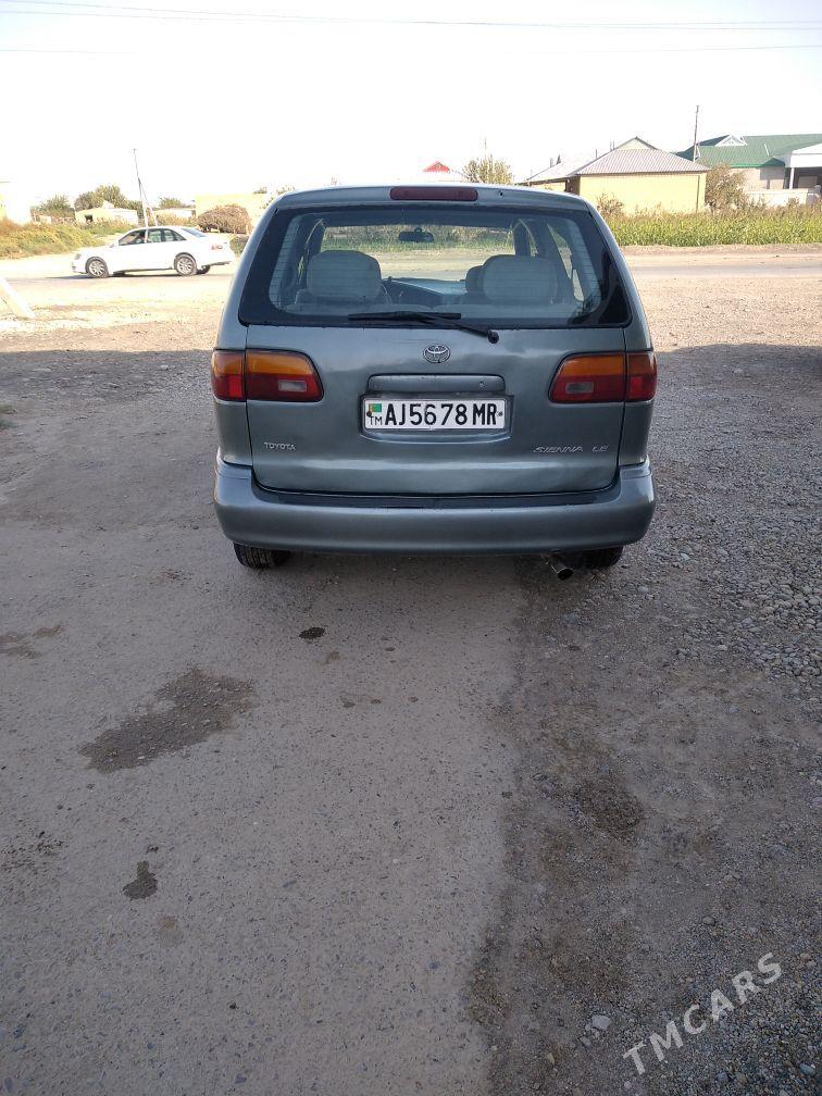 Toyota Sienna 1999 - 122 000 TMT - Сакарчага - img 2