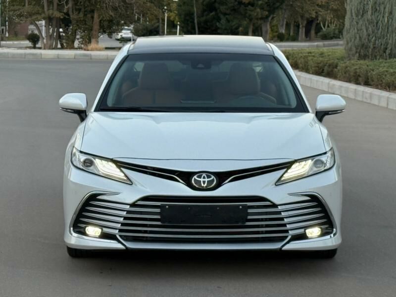 Toyota Camry 2023 - 565 000 TMT - Ашхабад - img 3