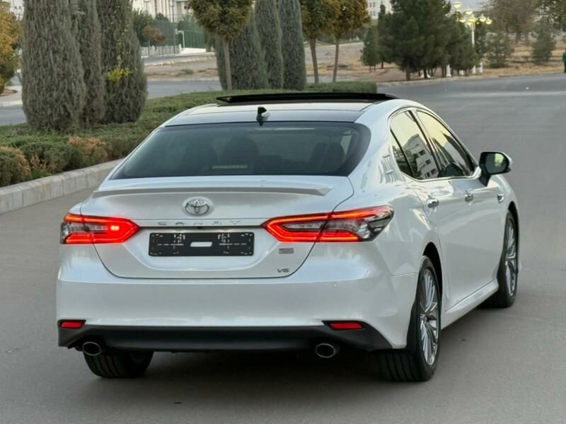 Toyota Camry 2023 - 565 000 TMT - Ашхабад - img 4