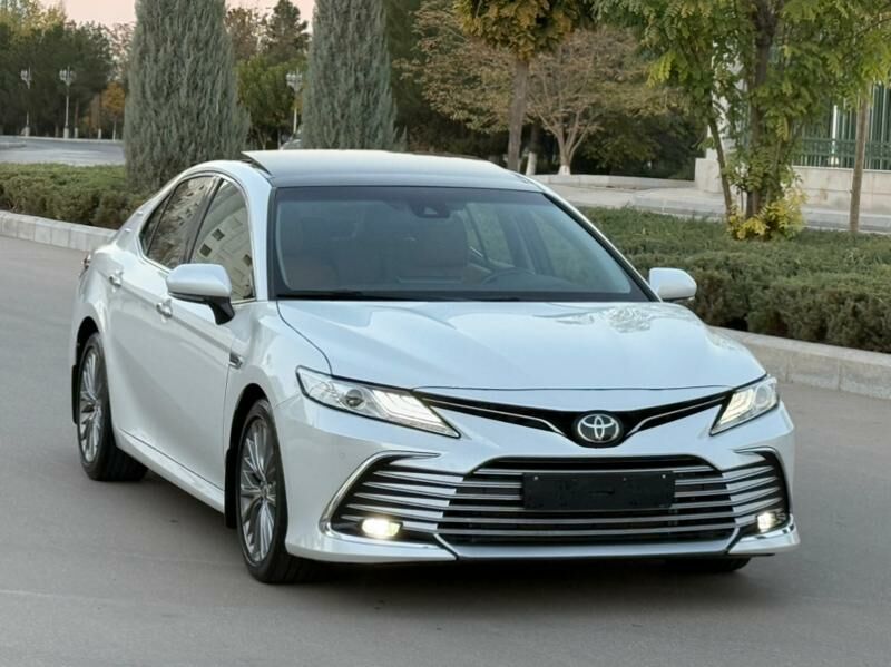 Toyota Camry 2023 - 565 000 TMT - Ашхабад - img 1
