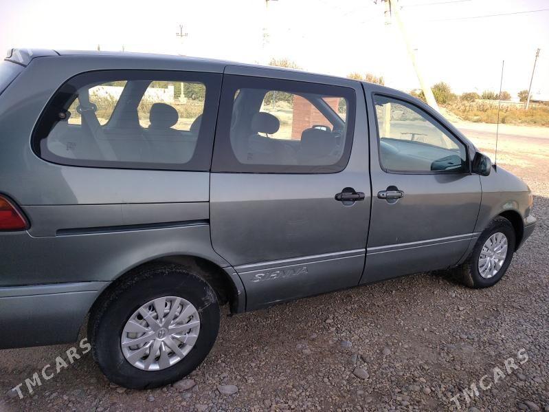Toyota Sienna 1999 - 122 000 TMT - Сакарчага - img 4