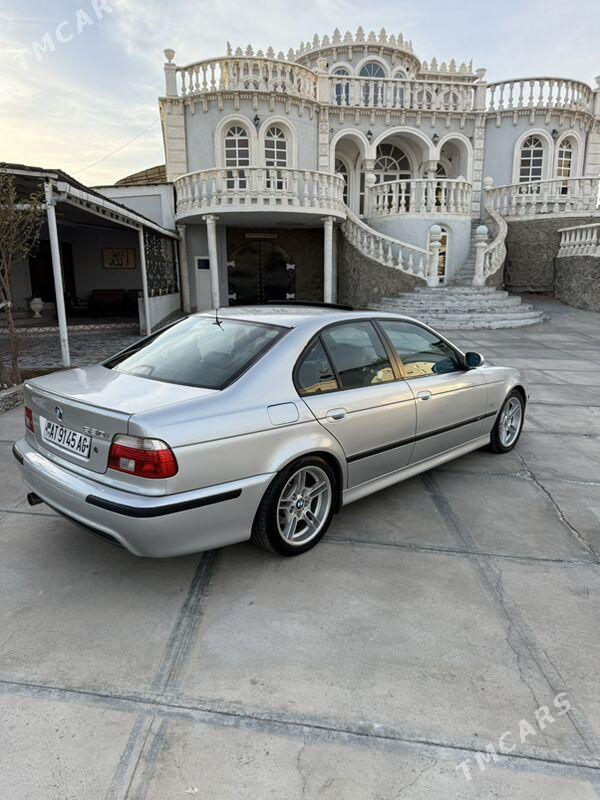 BMW E39 2002 - 200 000 TMT - Туркменбаши - img 1