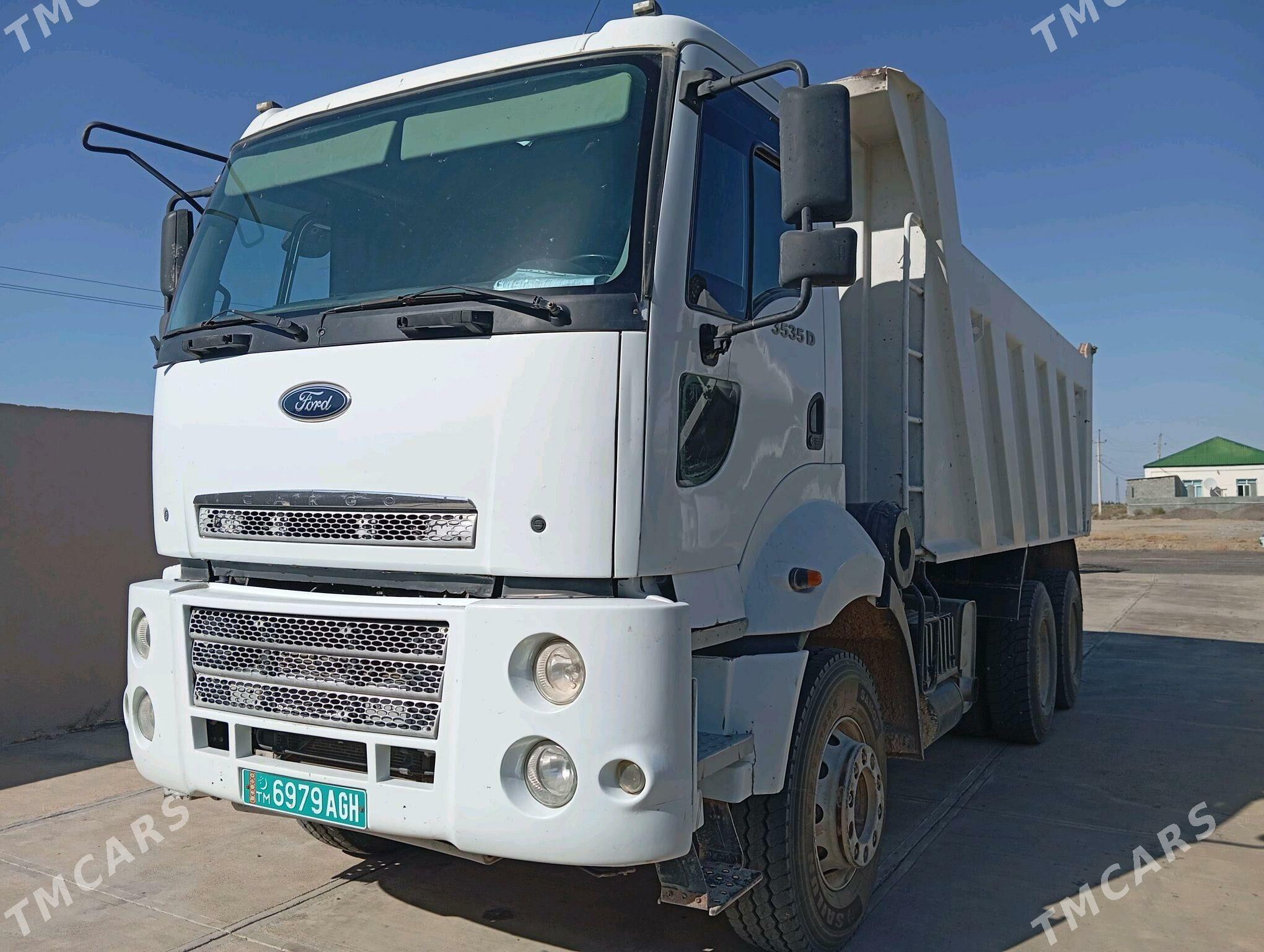 Ford Cargo 3536M 2014 - 780 000 TMT - Ruhabat (90-njy razýezd) - img 2