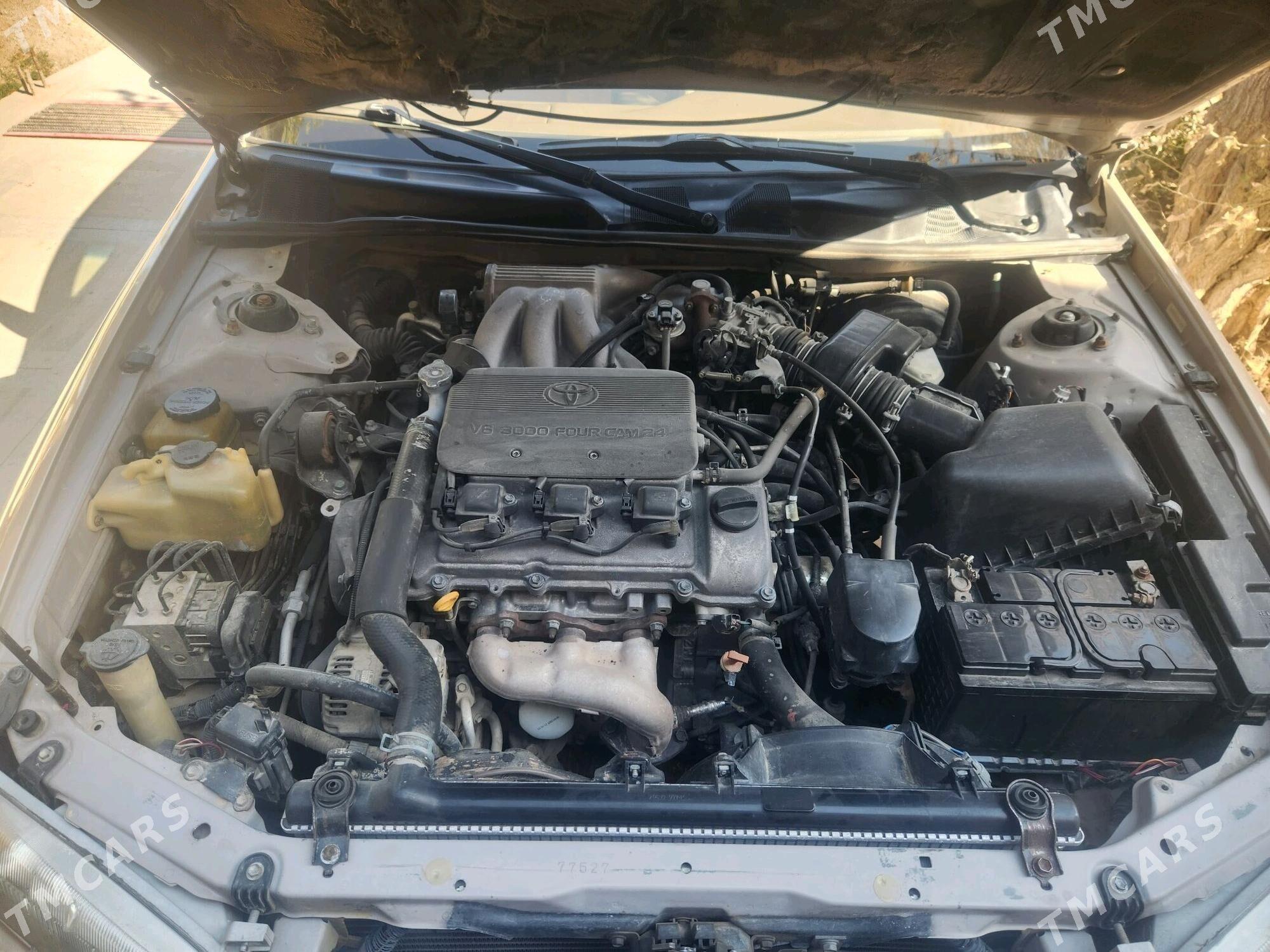 Toyota Camry 1998 - 160 000 TMT - Саят - img 4