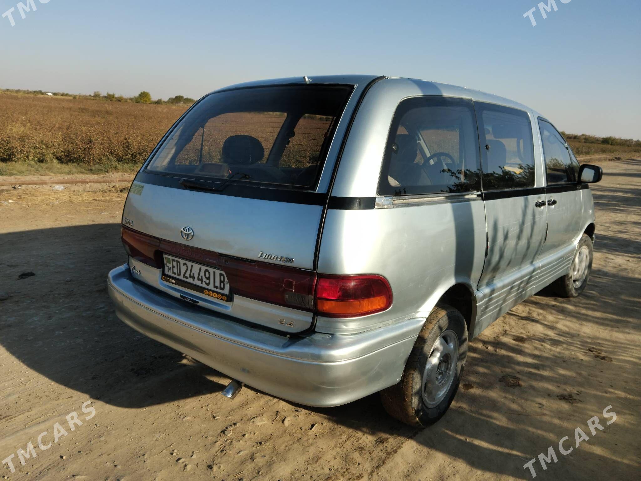 Toyota Previa 1998 - 65 000 TMT - Kerki - img 2